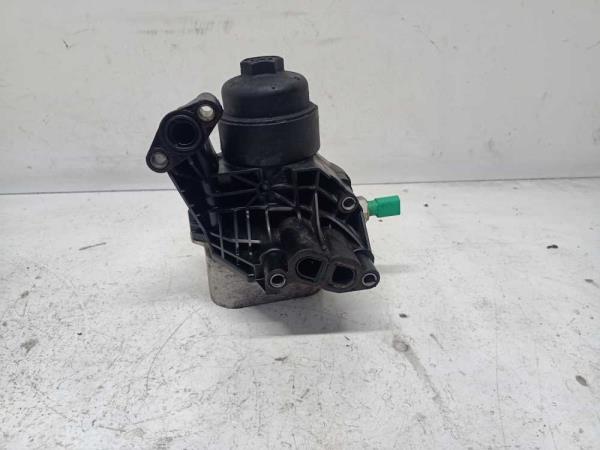BOITIER FILTRE HUILE/ RADIATEUR HUILE VW/ AUDI/ SEAT/ SKODA 1.6TDI/2.0TDI - Vue 2